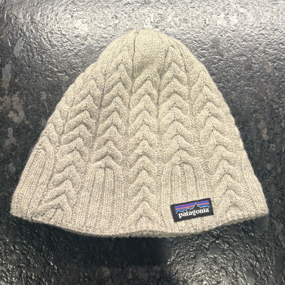Unisex Patagonia Gray Cable Knit Beanie - LAST CALL